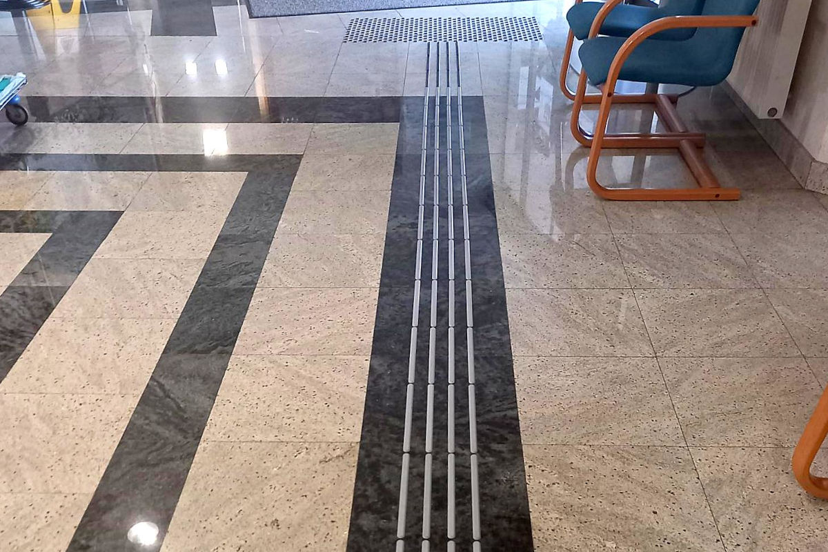 Taktilne oznake na ZZZS