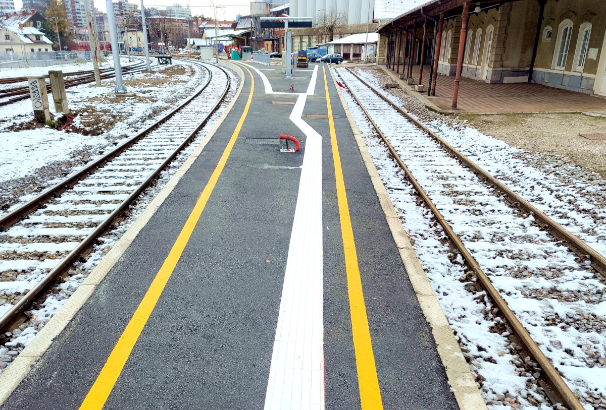 Prenovljena železniška postaja šiška